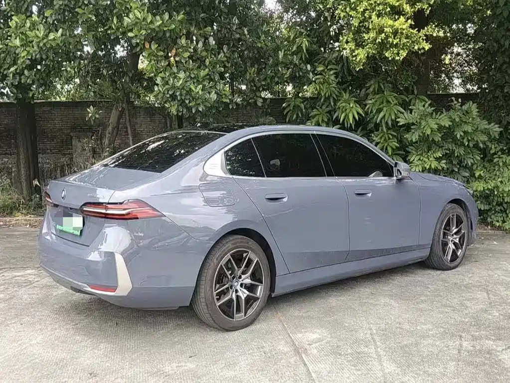 BMW i5 — миниатюра 15