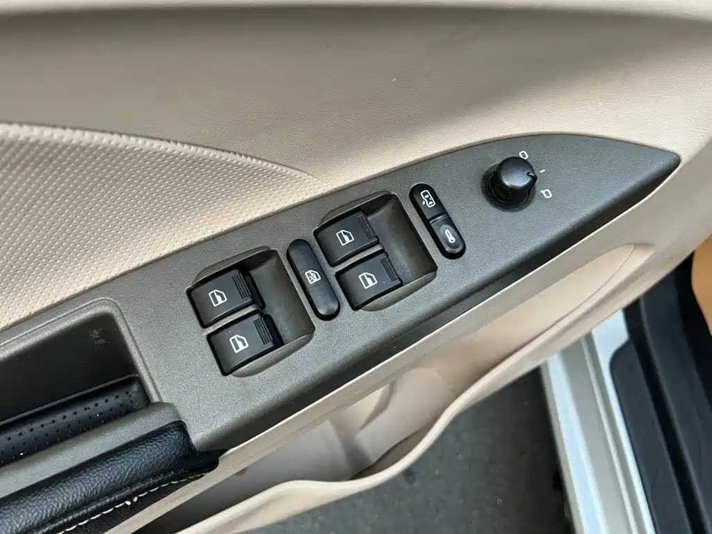 Chery Arrizo 3 — миниатюра 7