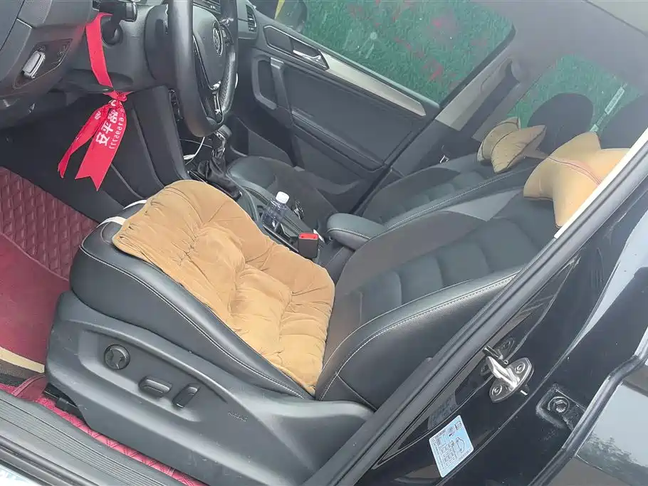 Volkswagen Tiguan L L 2019 330TSI AT Luxury VI