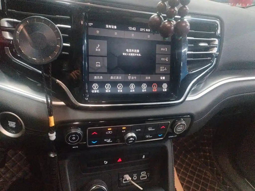 Jeep Grand Commander — миниатюра 9
