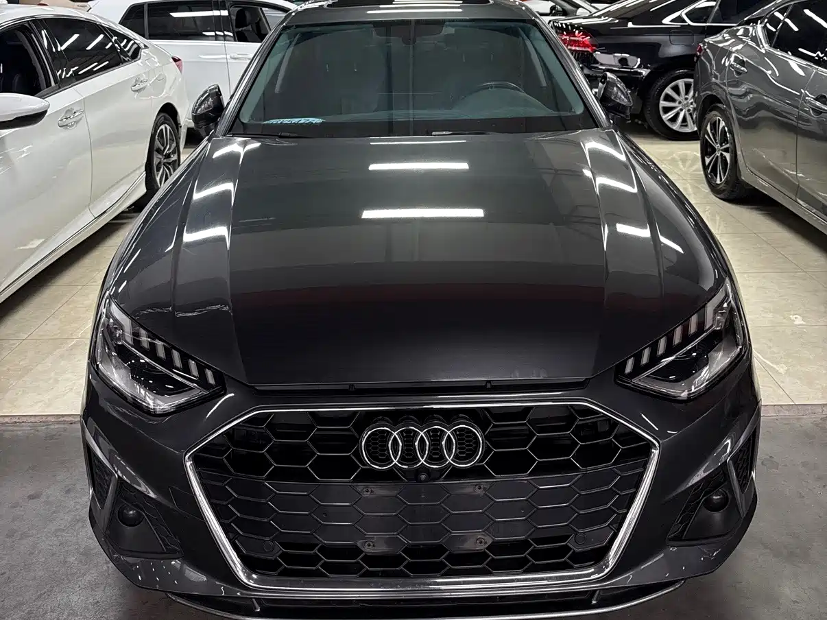 奥迪A4L 2022款 40 TFSI 时尚动感型 2022