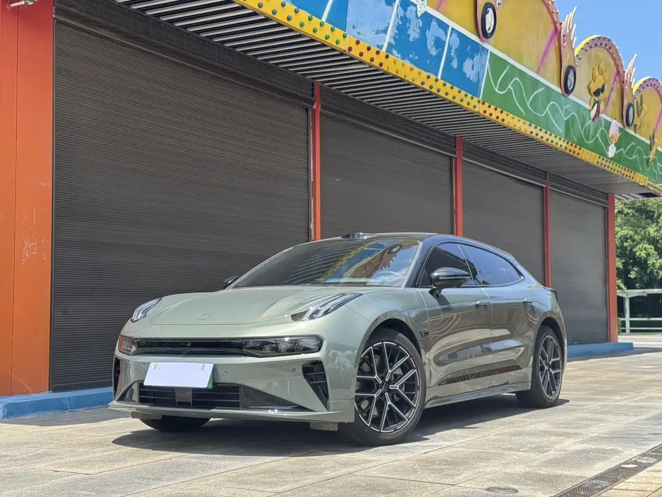 Zeekr 001