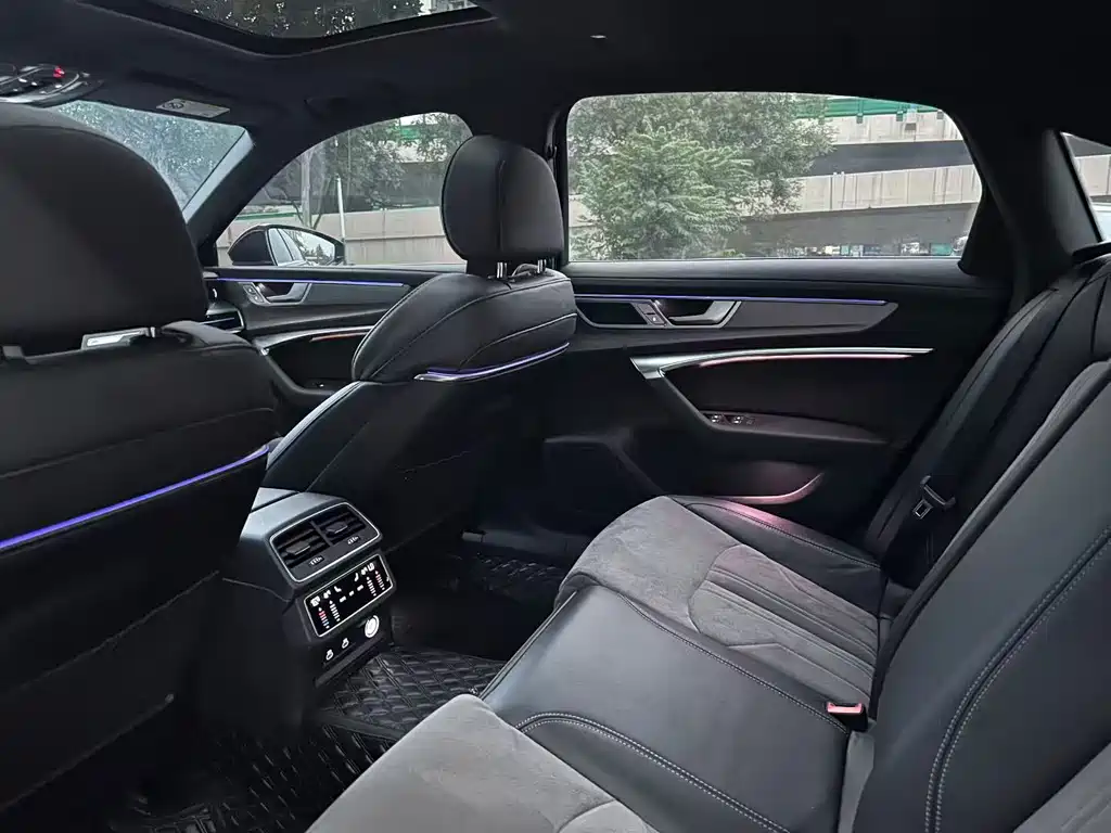 Audi A6L — миниатюра 9
