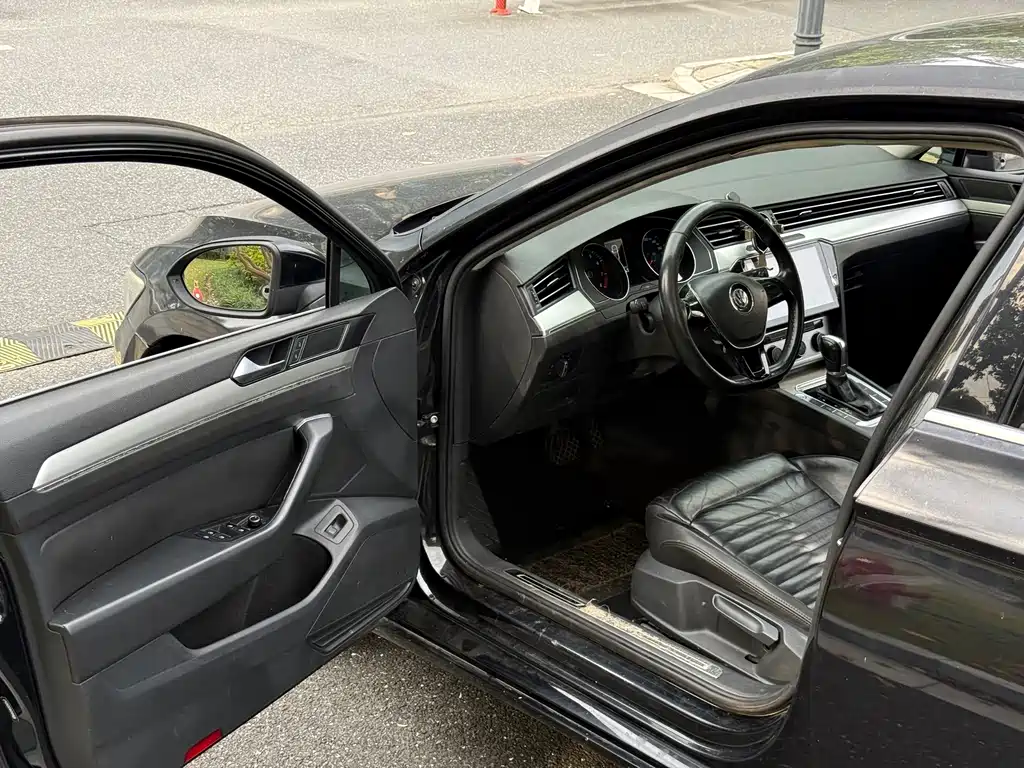 Volkswagen Magotan — миниатюра 4
