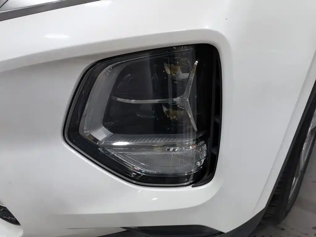 Hyundai Santa Fe — миниатюра 7