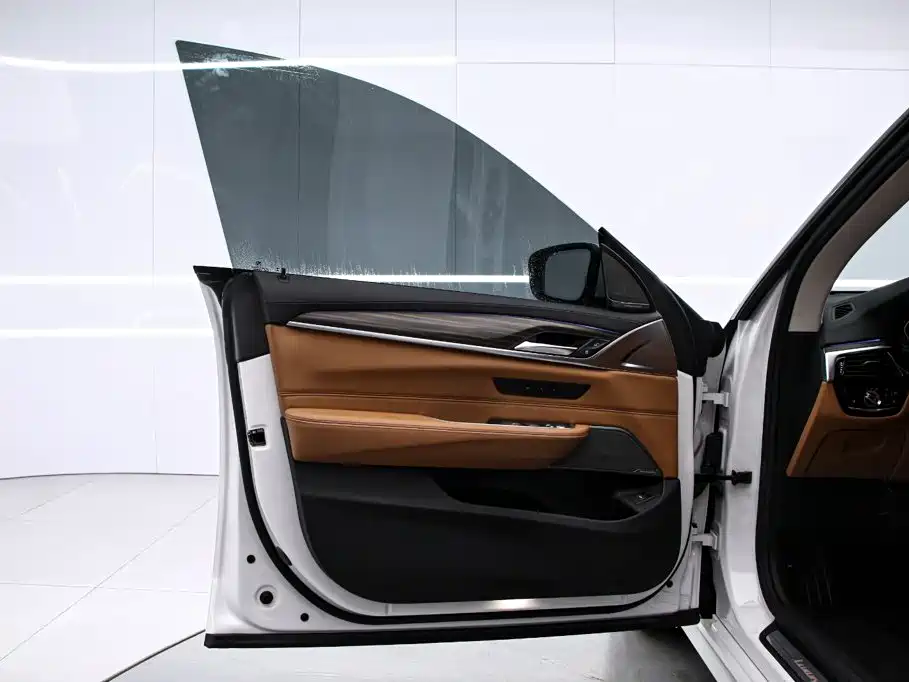 BMW 6 Series GT — миниатюра 13