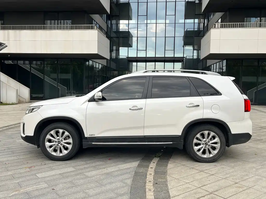 Kia Sorento — миниатюра 3
