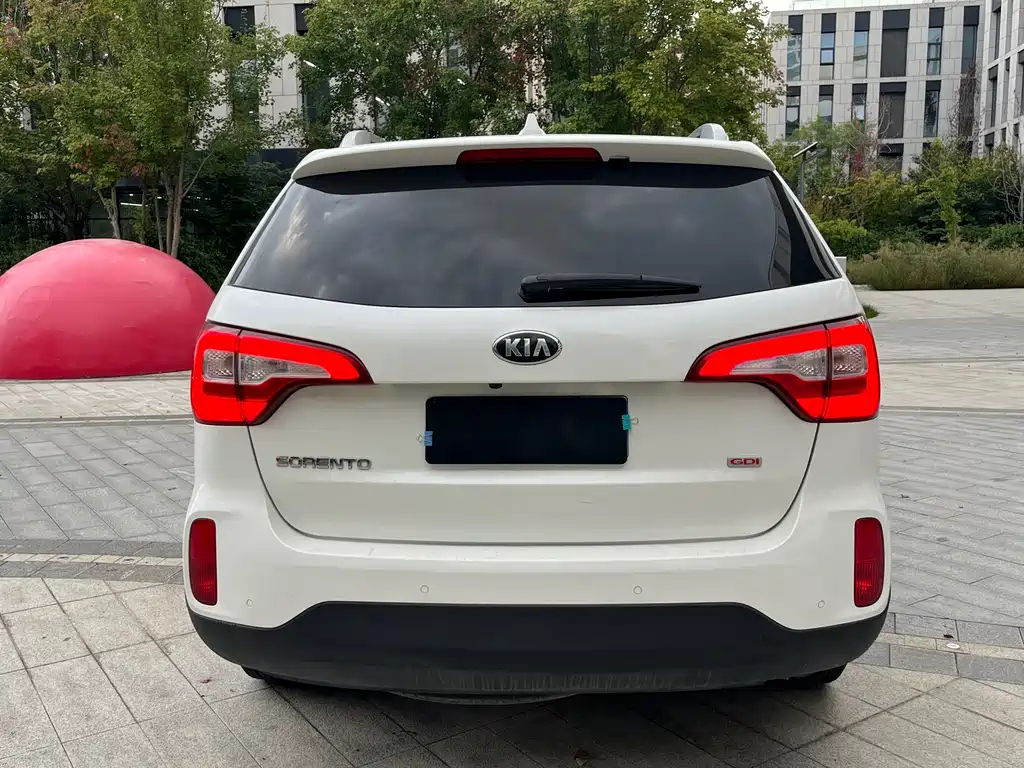 Kia Sorento — миниатюра 5