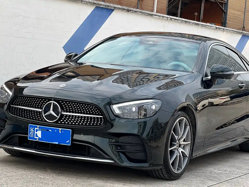 MERCEDES-BENZ E CLASS