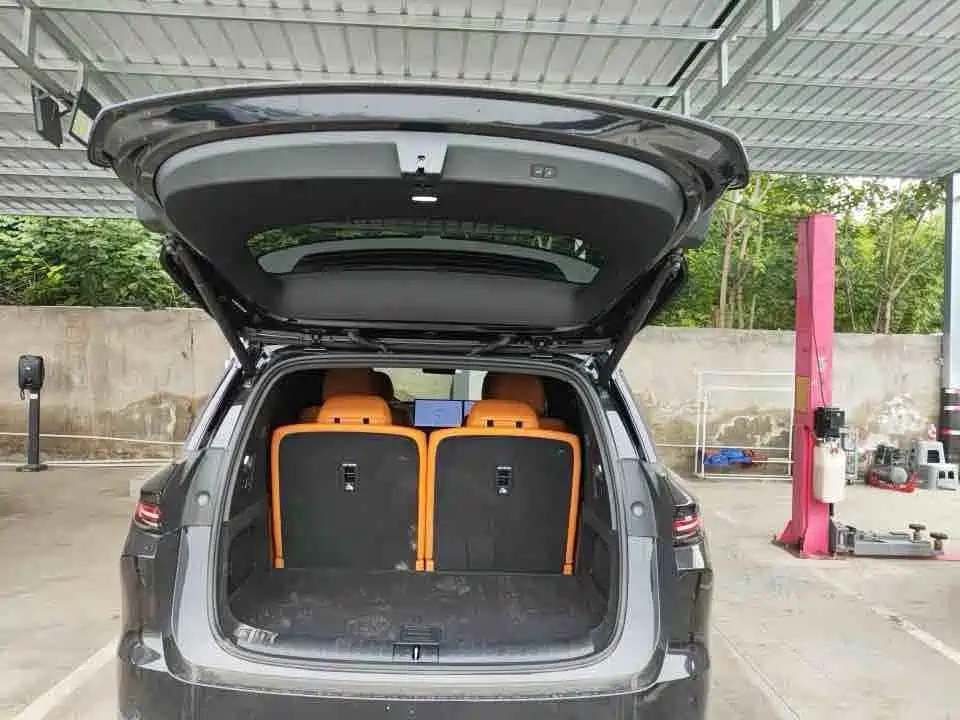 Li Auto Li i8 — миниатюра 8