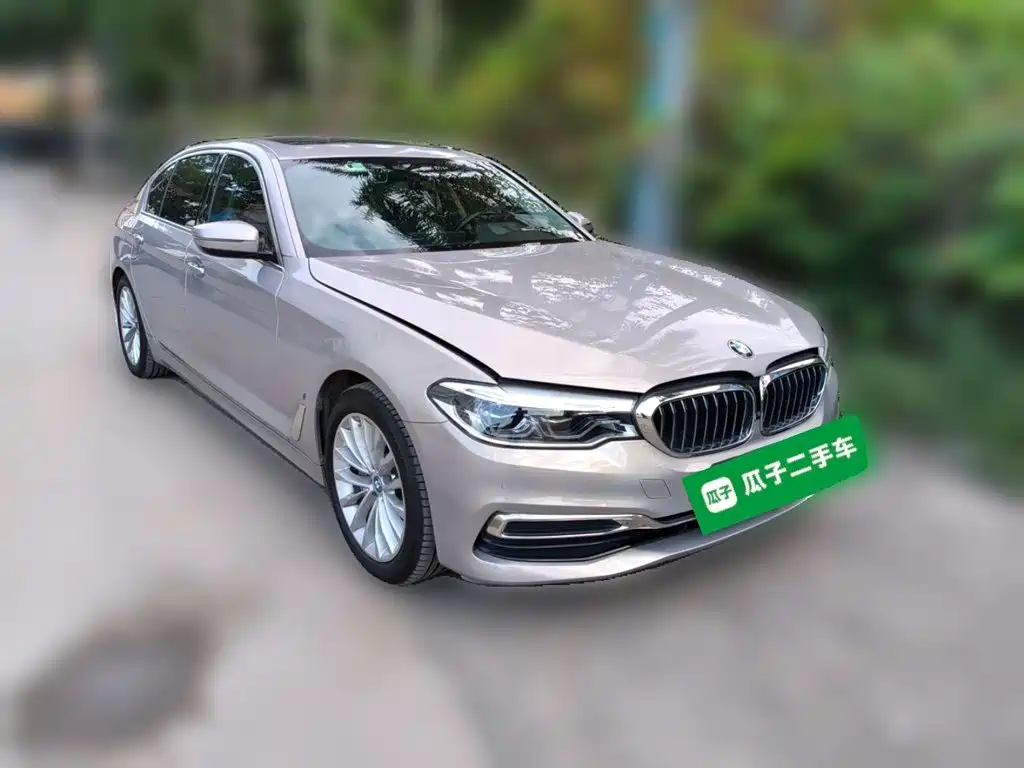 BMW 5 Series New Energy — миниатюра 25