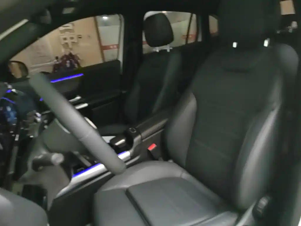 Mercedes-Benz GLA — миниатюра 20