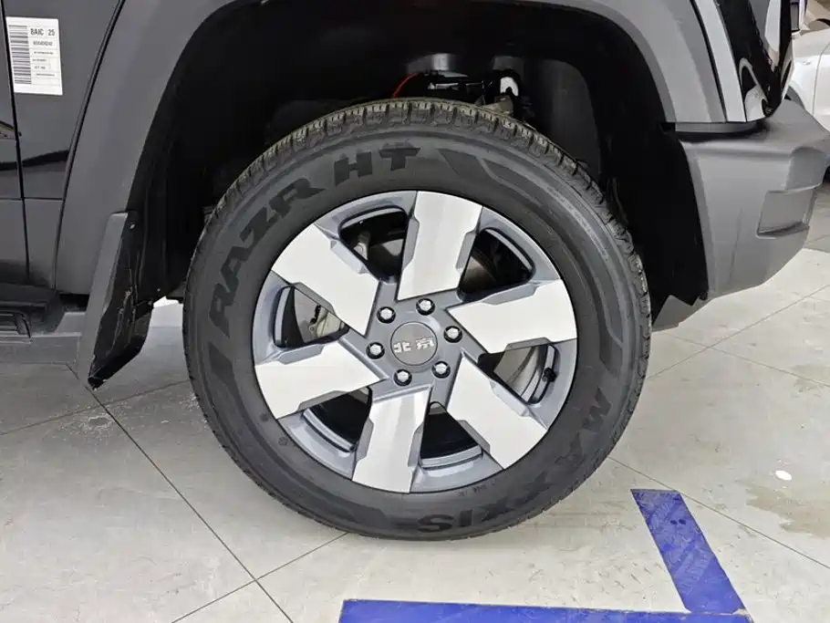 Beijing Off-Road BJ40 EREV — миниатюра 6