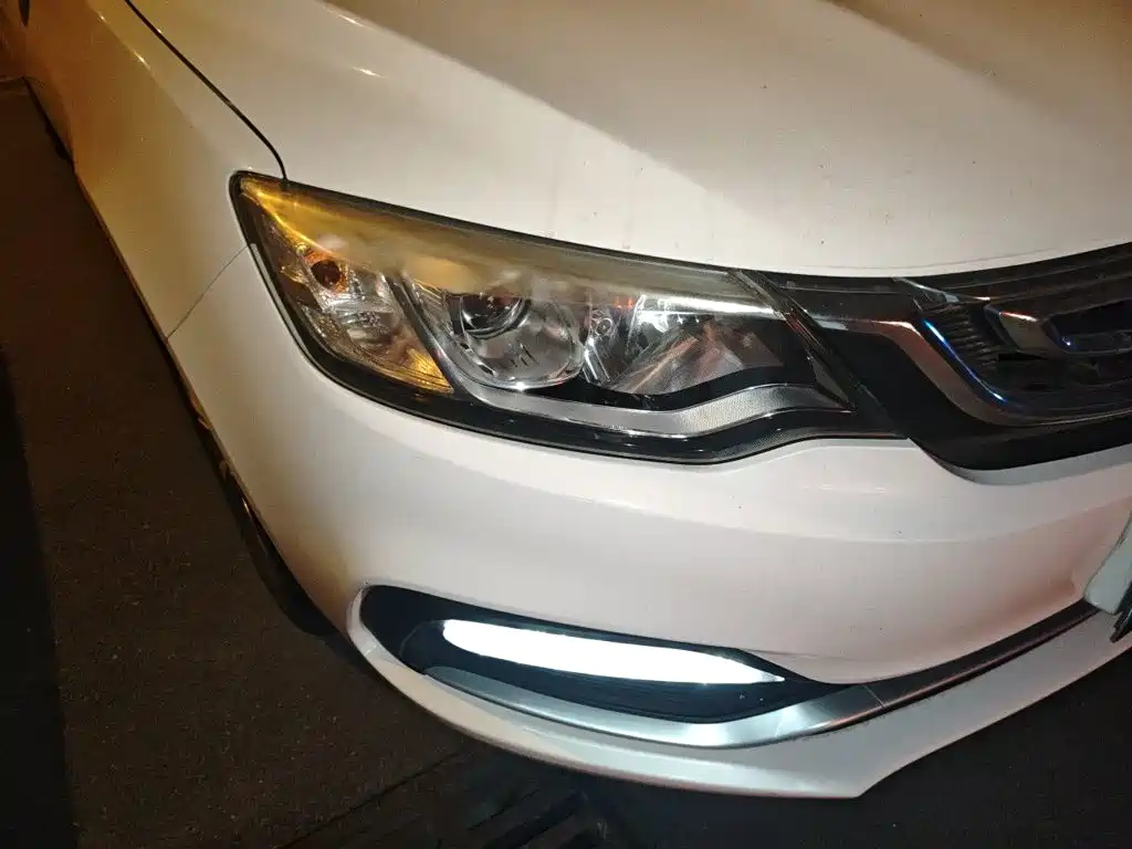 Geely Vision — миниатюра 7