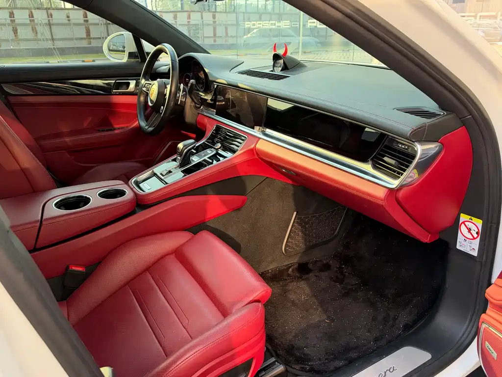Porsche Panamera — миниатюра 10