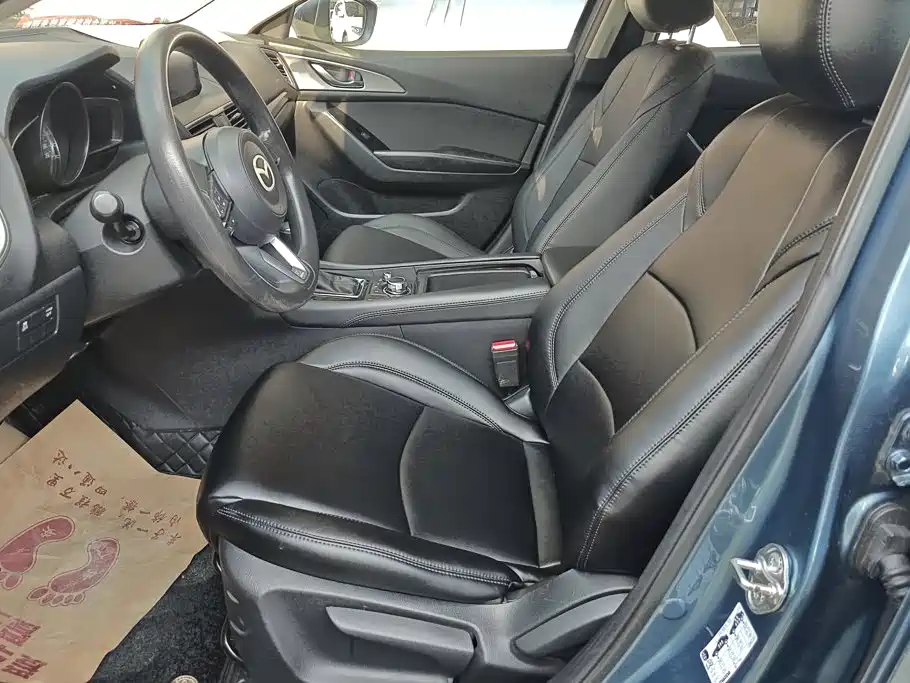 Mazda 3 Axela — миниатюра 9