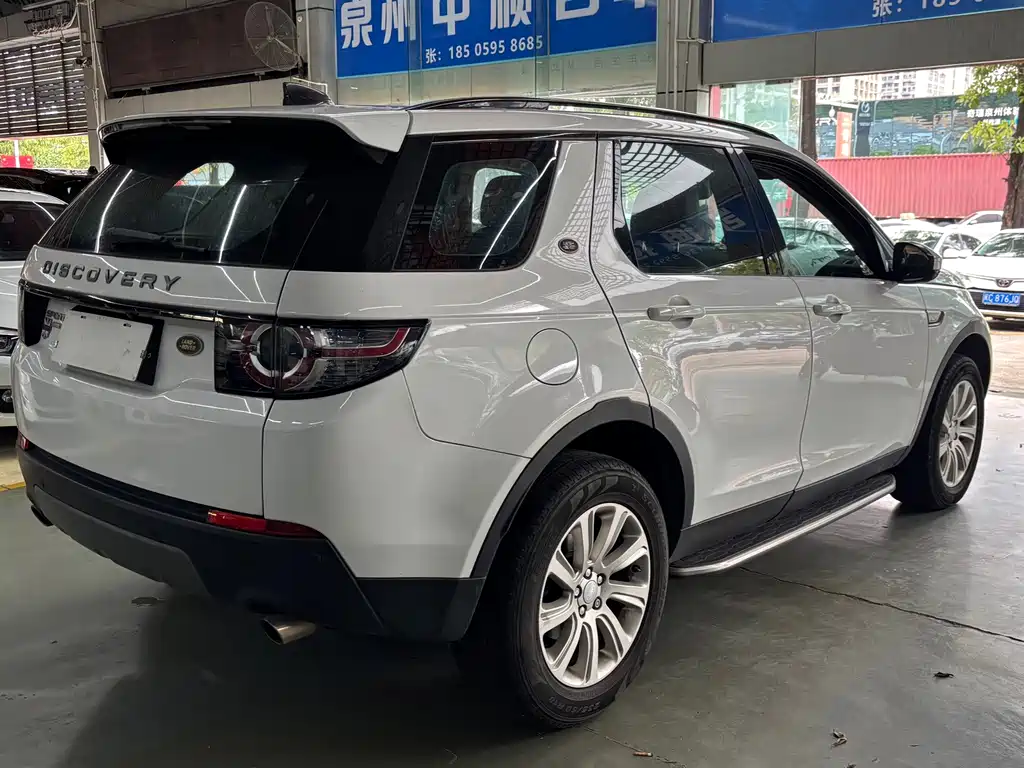 Land Rover Discovery Sport — миниатюра 9