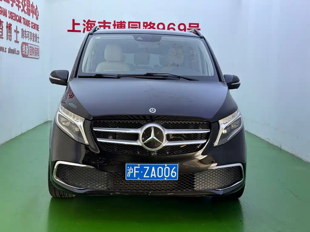 Mercedes-Benz V-Class — миниатюра 2