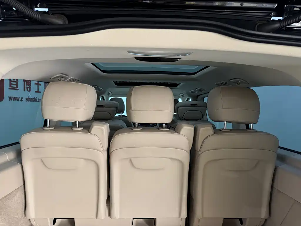 Mercedes-Benz V-Class — миниатюра 38