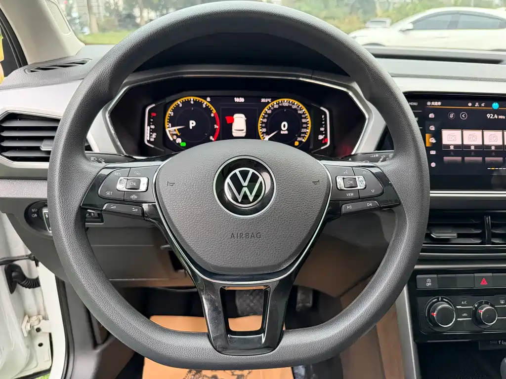 Volkswagen T-Cross — миниатюра 15