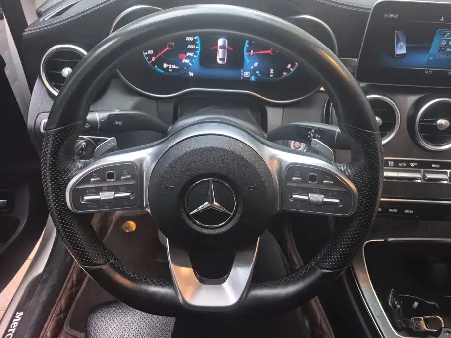 Mercedes-Benz C-Class — миниатюра 15