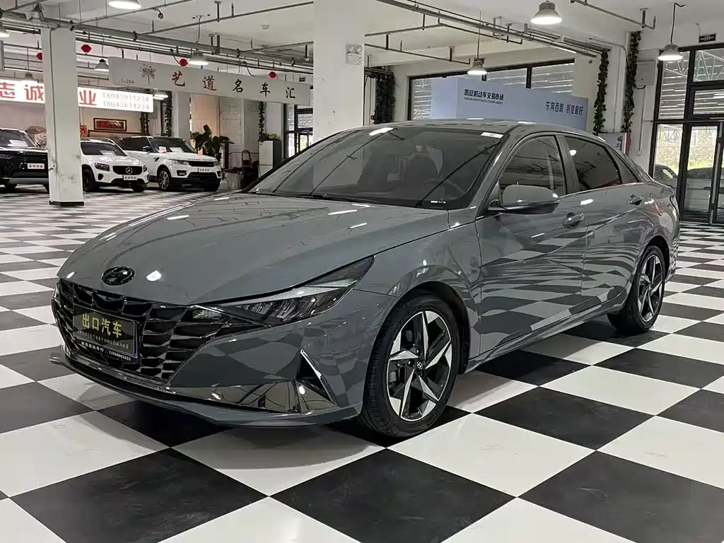 Hyundai Elantra