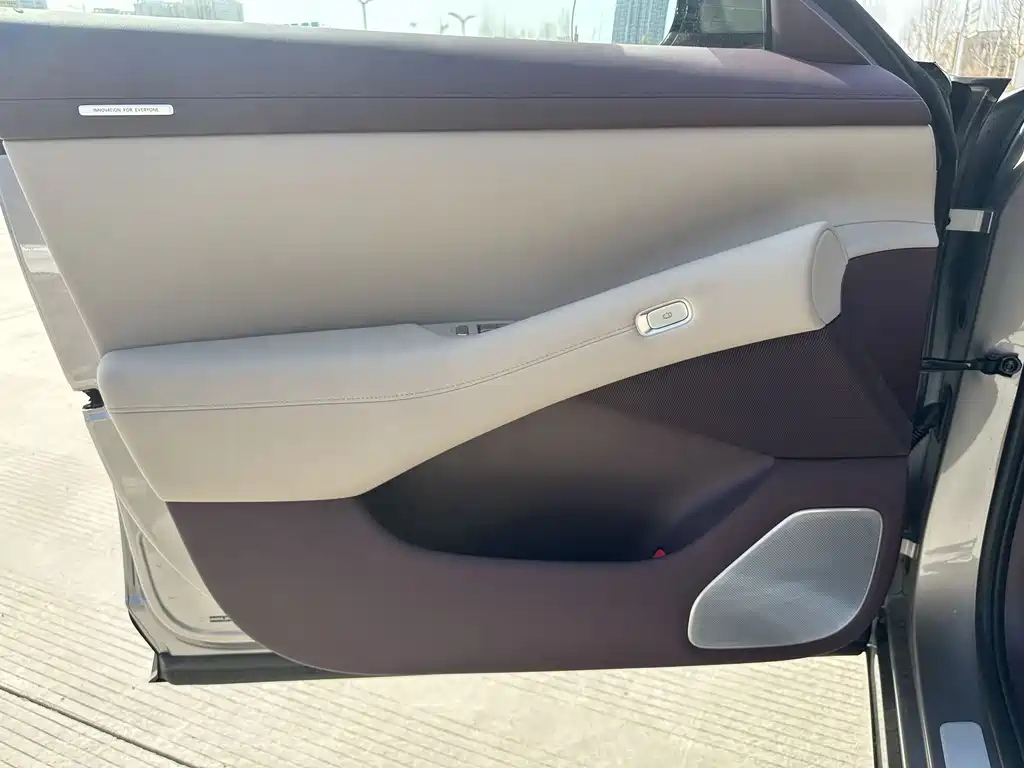 XIAOMI CAR XIAOMI YU7