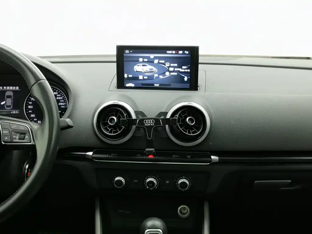 Audi A3 — миниатюра 12