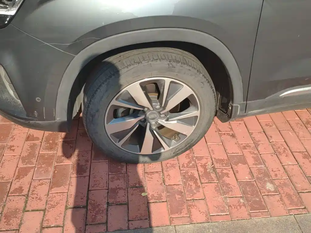 Geely Haoyue — миниатюра 25