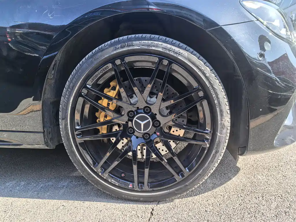 MERCEDES-BENZ E CLASS