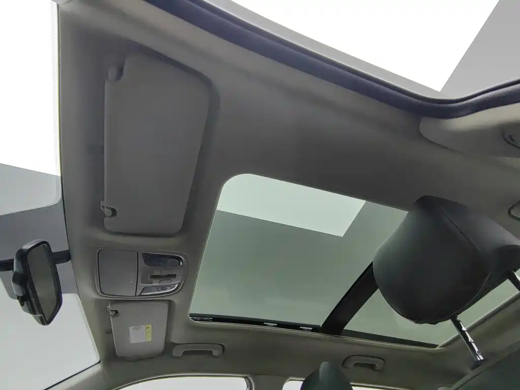 Kia Sportage — миниатюра 14