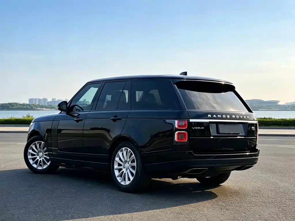 Land Rover Range Rover — миниатюра 4