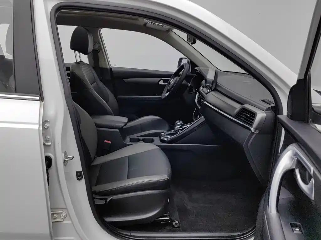 Kia Sportage — миниатюра 23