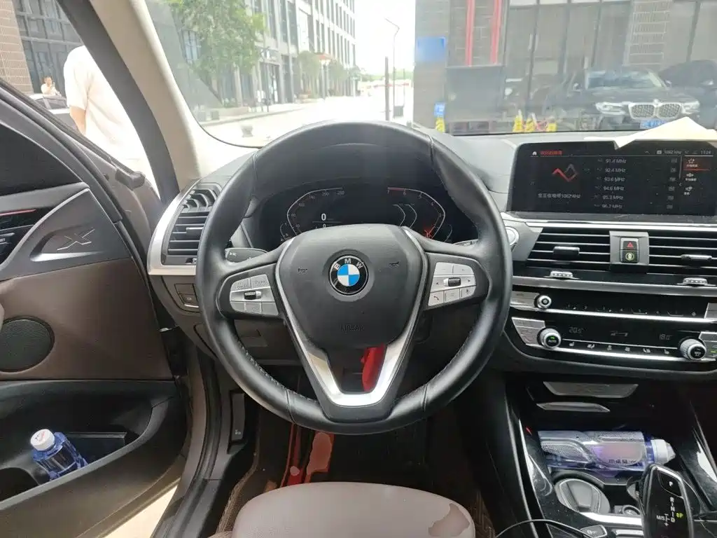BMW X3 — миниатюра 6