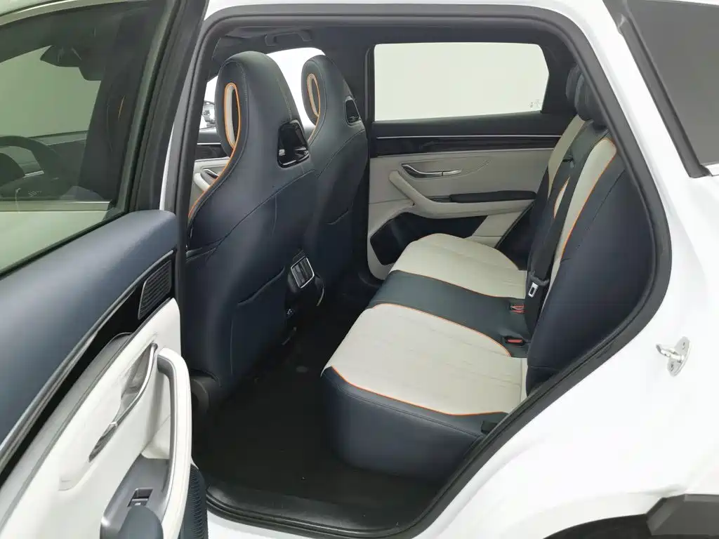 BYD PLUS New Energy — миниатюра 15