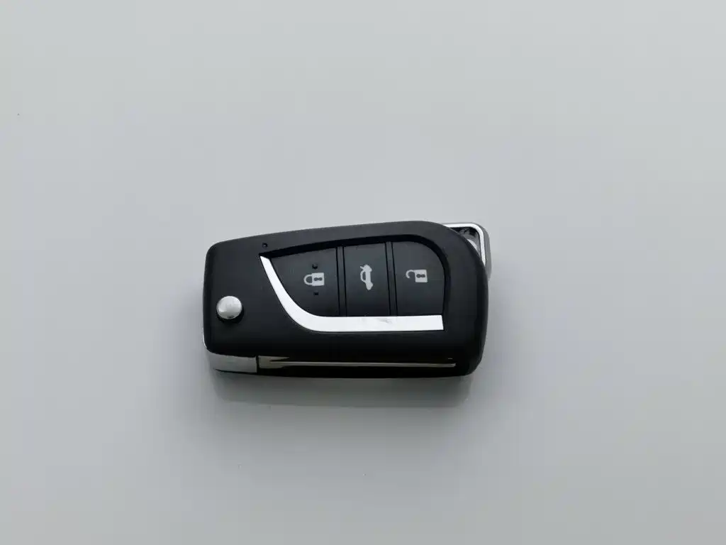 Toyota Yaris L — миниатюра 19