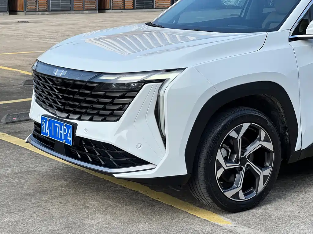 Geely Boyue L — миниатюра 16