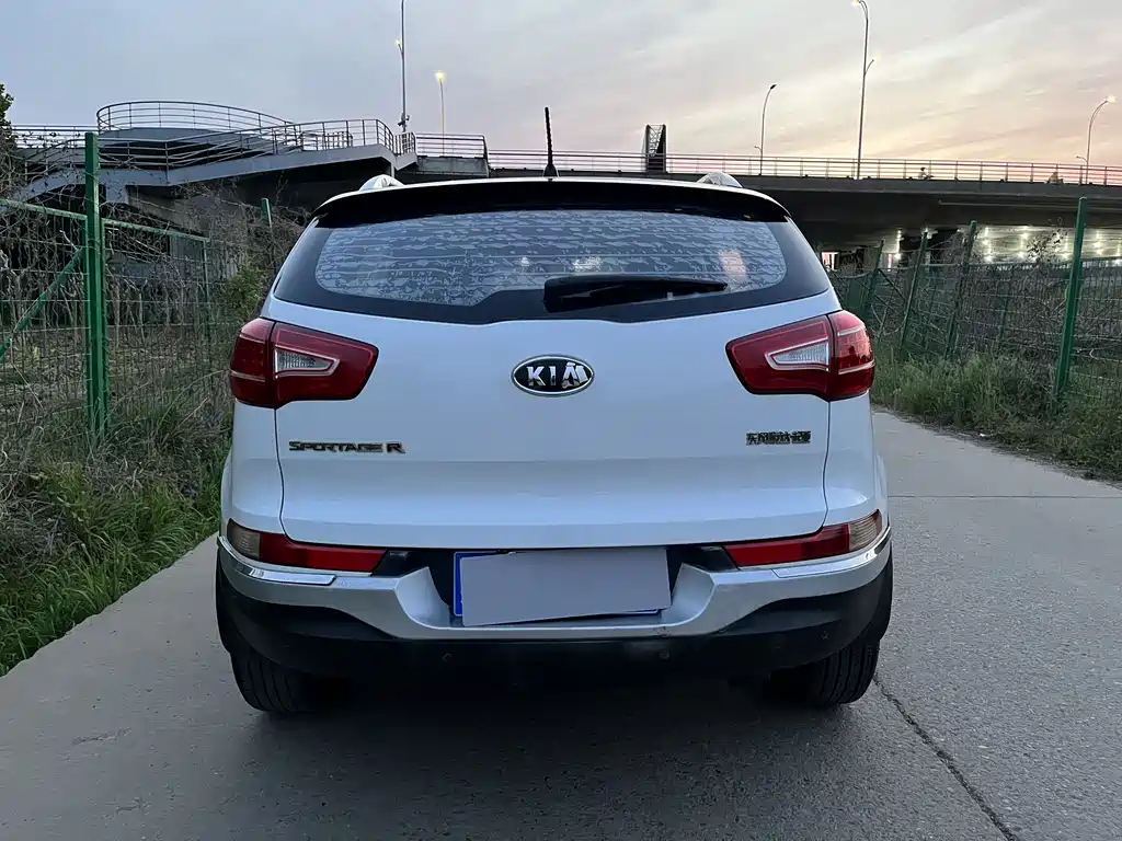 Kia Sportage 2.0L Auto 2WD Edition GLS, фото 4