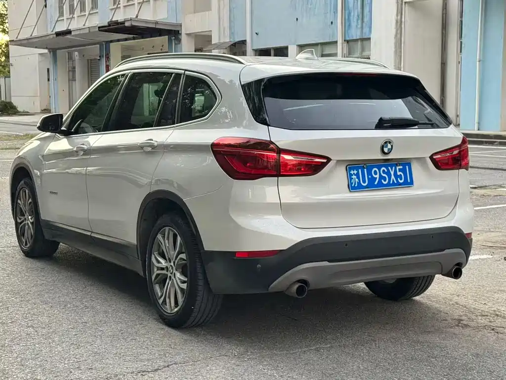 BMW X1 — миниатюра 6