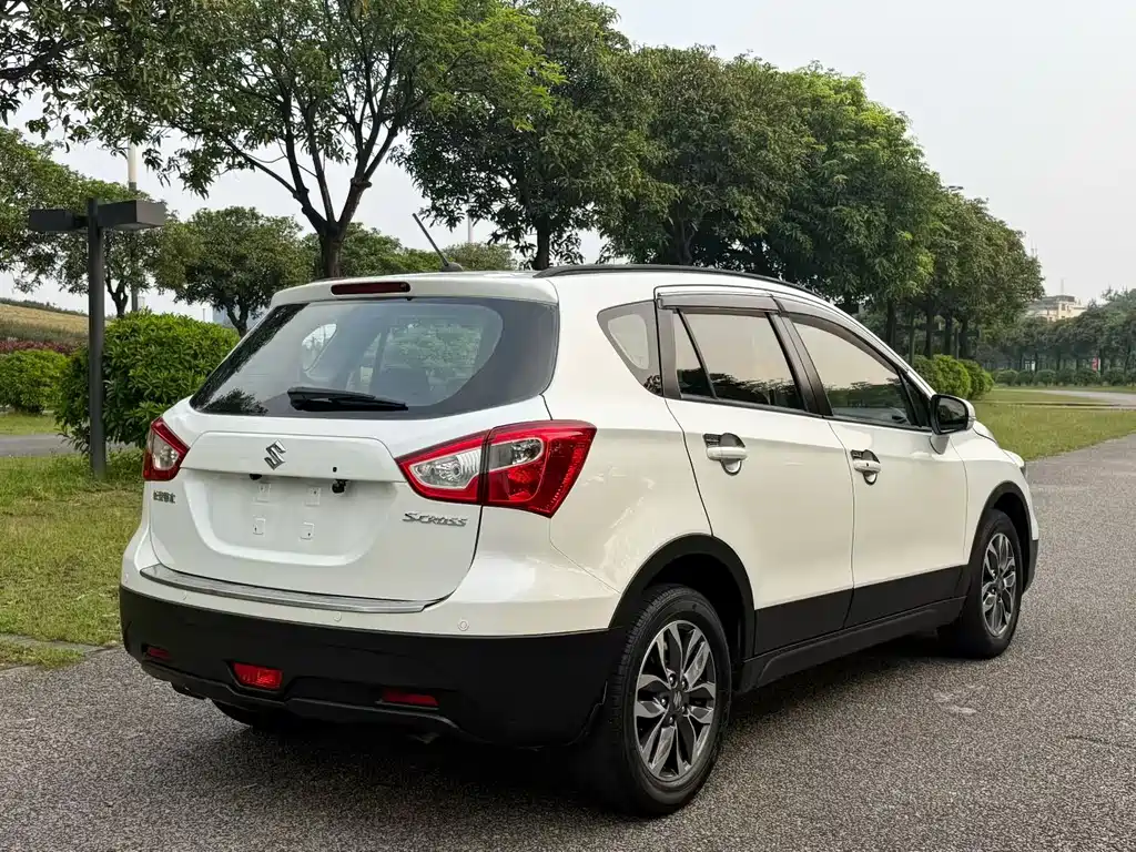Suzuki Vitara — миниатюра 8