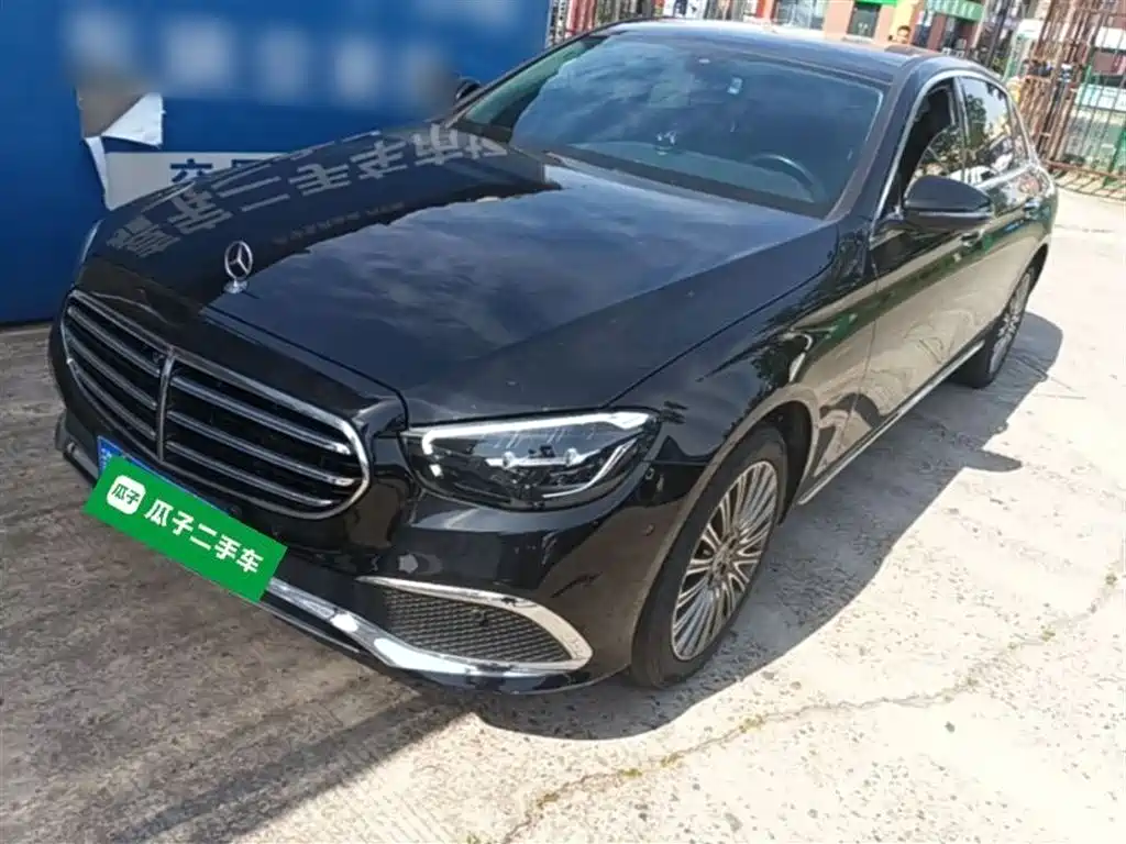 Mercedes-Benz E-Class 2023