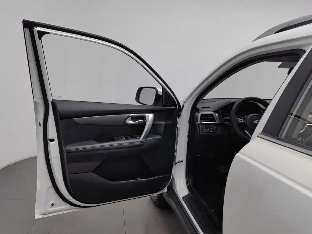 Kia Sportage — миниатюра 8