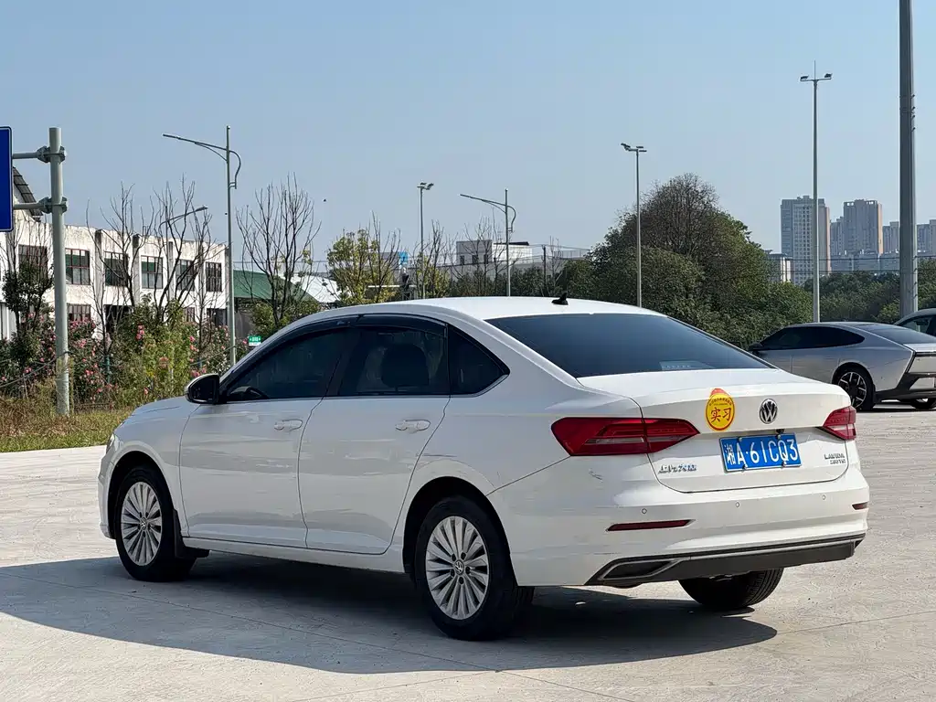 Volkswagen Lavida — миниатюра 9