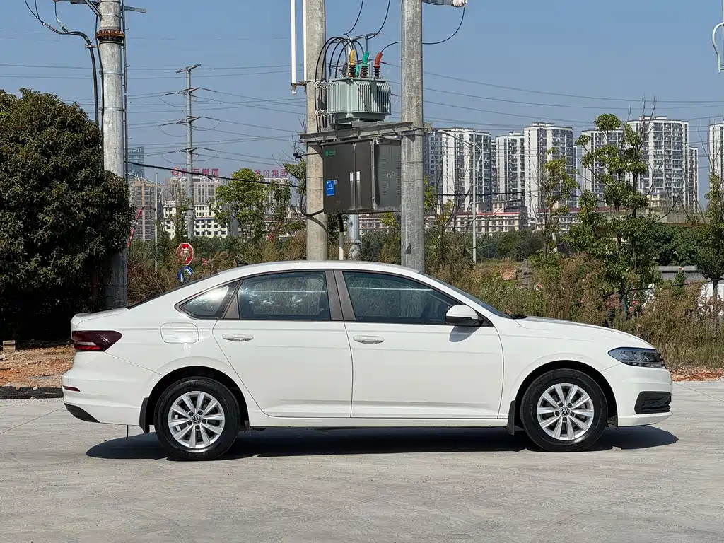 Volkswagen Lavida — миниатюра 11