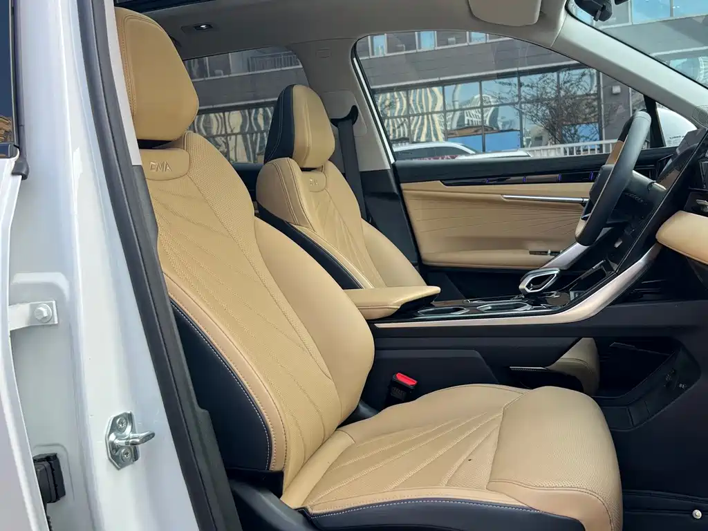 Geely Boyue L — миниатюра 7