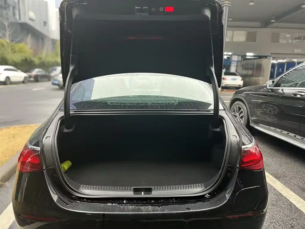 MERCEDES-BENZ E CLASS NEW ENERGY