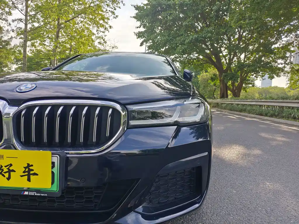 BMW 5 Series New Energy — миниатюра 24