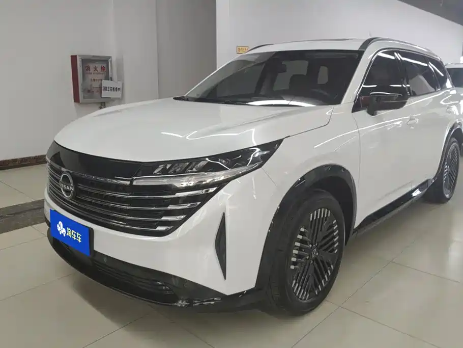 Nissan Teramont