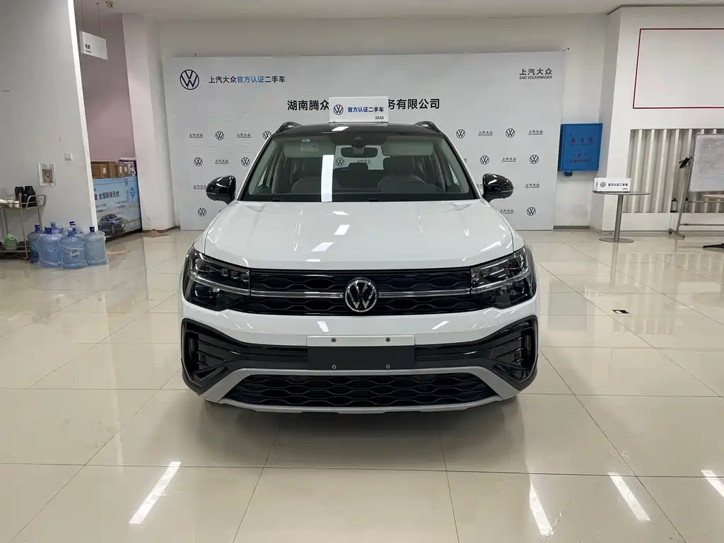 VOLKSWAGEN TUYUE