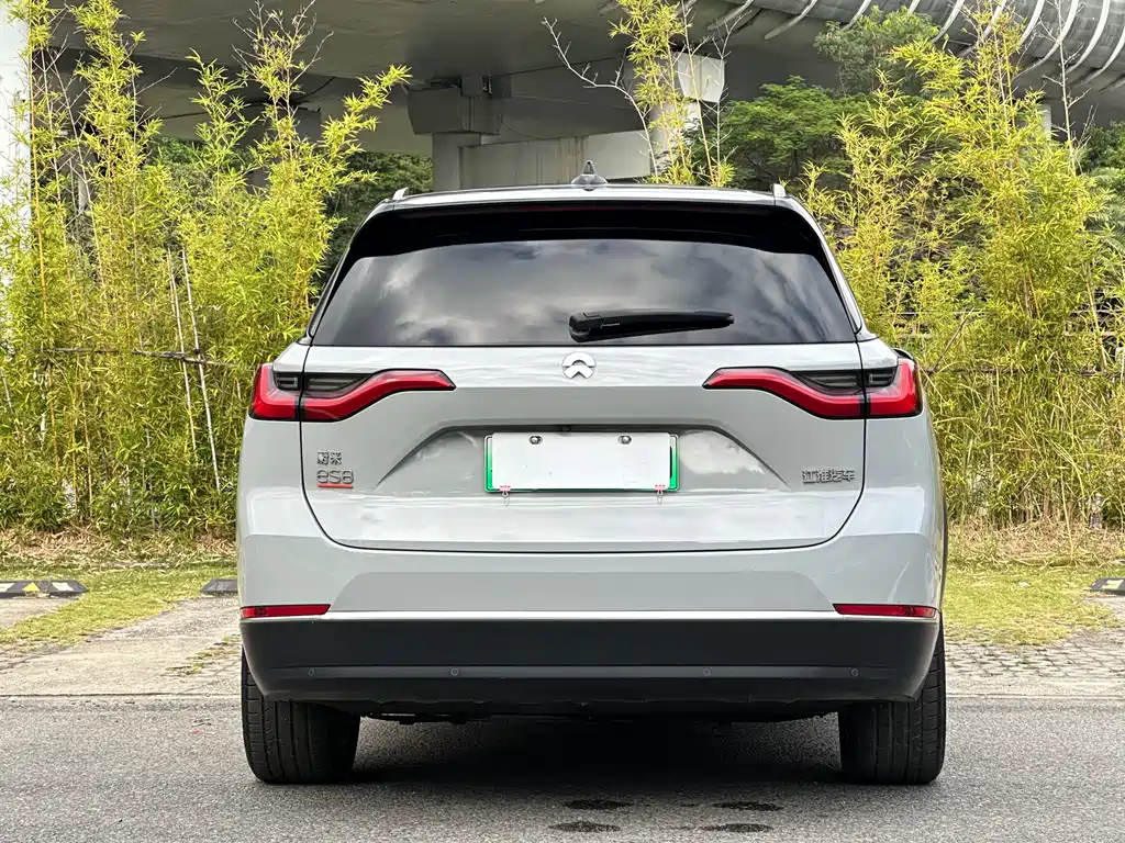 NIO NIO ES8